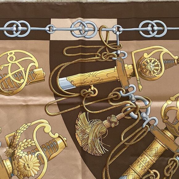 Authentic Hermès Cliquetis Carre 90 Scarf Multicolour 100% Silk Vintage Browns - Picture 4 of 11